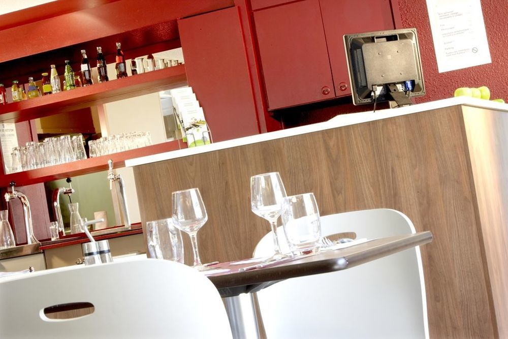 B&B Hotel Avignon Sud Parc Des Expositions Restaurant foto